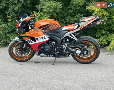 Оранжевый Хонда CBR 600RR, объемом двигателя 0.6 л и пробегом 18 тыс. км за 6250 $, фото 19 на Automoto.ua