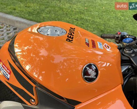 Помаранчевий Хонда CBR 600RR, об'ємом двигуна 0.6 л та пробігом 20 тис. км за 12000 $, фото 8 на Automoto.ua