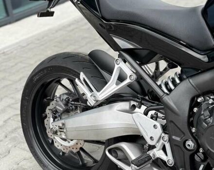 Черный Хонда CBR 650F, объемом двигателя 0.65 л и пробегом 32 тыс. км за 7799 $, фото 17 на Automoto.ua