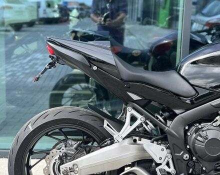 Черный Хонда CBR 650F, объемом двигателя 0.65 л и пробегом 32 тыс. км за 7799 $, фото 25 на Automoto.ua