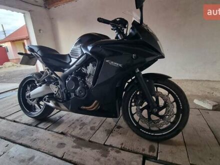 Черный Хонда CBR 650F, объемом двигателя 0.65 л и пробегом 33 тыс. км за 5000 $, фото 1 на Automoto.ua