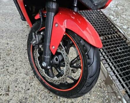 Красный Хонда CBR 650F, объемом двигателя 0.65 л и пробегом 33 тыс. км за 7000 $, фото 12 на Automoto.ua