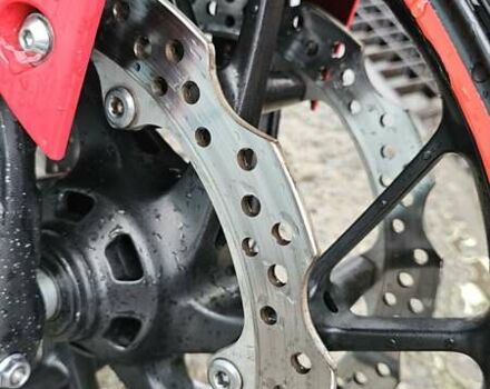 Красный Хонда CBR 650F, объемом двигателя 0.65 л и пробегом 33 тыс. км за 7000 $, фото 13 на Automoto.ua