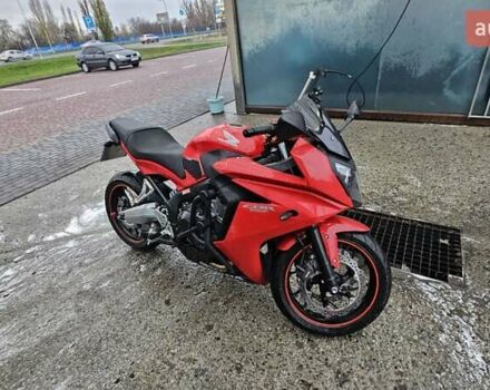 Красный Хонда CBR 650F, объемом двигателя 0.65 л и пробегом 33 тыс. км за 7000 $, фото 7 на Automoto.ua