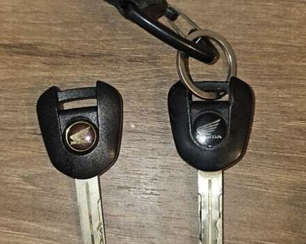 Красный Хонда CBR 650F, объемом двигателя 0.65 л и пробегом 33 тыс. км за 7000 $, фото 1 на Automoto.ua