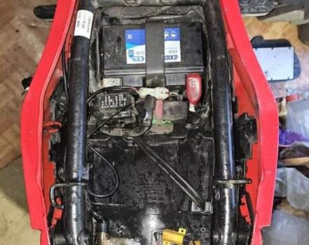 Красный Хонда CBR 650F, объемом двигателя 0.65 л и пробегом 33 тыс. км за 7000 $, фото 18 на Automoto.ua