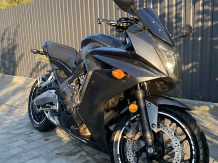 Серый Хонда CBR 650F, объемом двигателя 0.65 л и пробегом 33 тыс. км за 6300 $, фото 1 на Automoto.ua