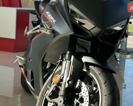 купить новое авто Хонда ЦБР 2025 года от официального дилера «Форсаж авто» Хонда фото