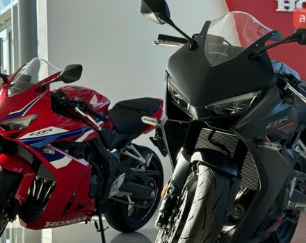 купить новое авто Хонда ЦБР 2025 года от официального дилера «Форсаж авто» Хонда фото