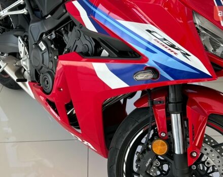 купити нове авто Хонда ЦБР 2025 року від офіційного дилера «Форсаж авто» Хонда фото