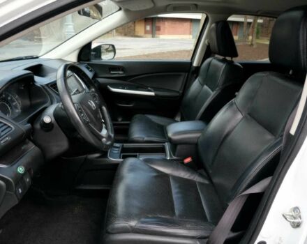 Хонда СРВ 2016 в Черкассах на Automoto.ua Белый Хонда СРВ, объемом двигателя 2.4 л и пробегом 80 тыс. км за 9300 $, фото 8 на Automoto.ua