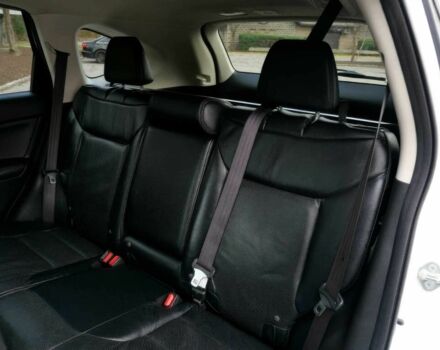 Белый Хонда СРВ, объемом двигателя 2.4 л и пробегом 77 тыс. км за 9900 $, фото 12 на Automoto.ua