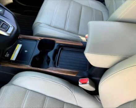 Белый Хонда СРВ, объемом двигателя 2 л и пробегом 25 тыс. км за 16000 $, фото 6 на Automoto.ua