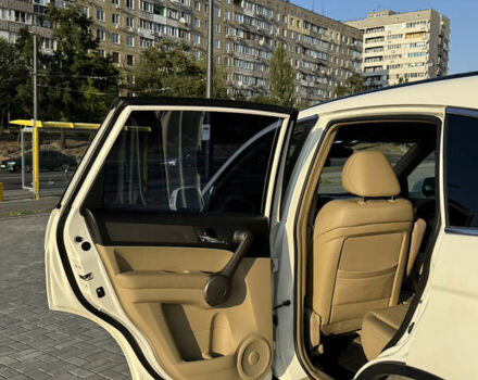 Белый Хонда СРВ, объемом двигателя 2.4 л и пробегом 150 тыс. км за 15500 $, фото 12 на Automoto.ua