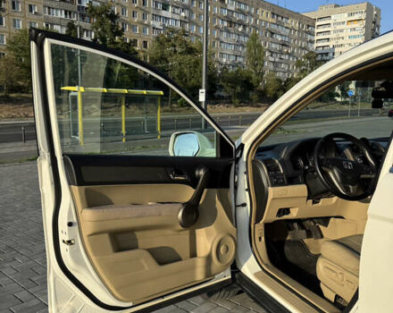 Белый Хонда СРВ, объемом двигателя 2.4 л и пробегом 150 тыс. км за 15500 $, фото 15 на Automoto.ua