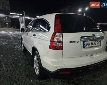 Хонда СРВ 2008 у Києві на Automoto.ua Білий Хонда СРВ, об'ємом двигуна 2.4 л та пробігом 165 тис. км за 11000 $, фото 6 на Automoto.ua