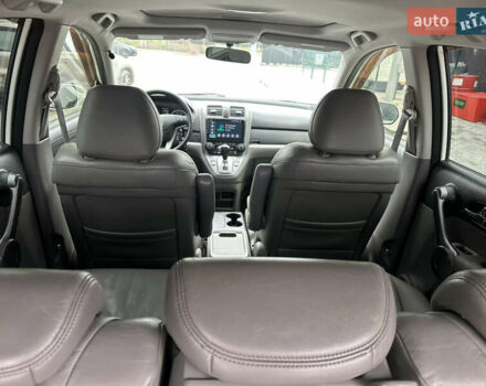 Белый Хонда СРВ, объемом двигателя 2.35 л и пробегом 200 тыс. км за 9999 $, фото 21 на Automoto.ua