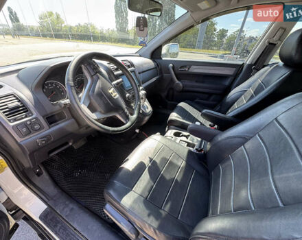 Белый Хонда СРВ, объемом двигателя 2.35 л и пробегом 270 тыс. км за 11000 $, фото 8 на Automoto.ua