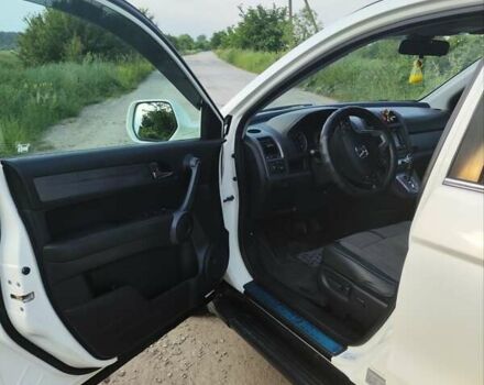 Белый Хонда СРВ, объемом двигателя 2 л и пробегом 139 тыс. км за 13000 $, фото 74 на Automoto.ua
