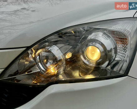 Белый Хонда СРВ, объемом двигателя 2.2 л и пробегом 159 тыс. км за 15550 $, фото 14 на Automoto.ua