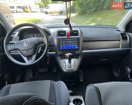 Белый Хонда СРВ, объемом двигателя 2.2 л и пробегом 223 тыс. км за 13200 $, фото 4 на Automoto.ua
