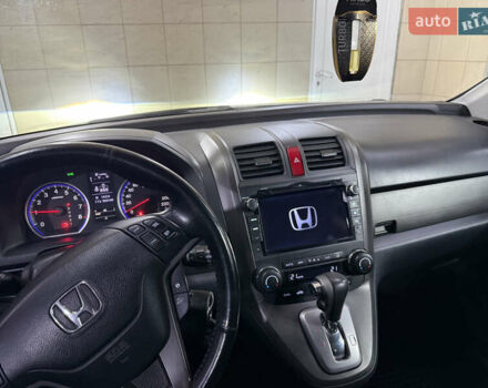 Белый Хонда СРВ, объемом двигателя 2 л и пробегом 324 тыс. км за 11500 $, фото 12 на Automoto.ua