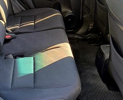 Белый Хонда СРВ, объемом двигателя 20 л и пробегом 225 тыс. км за 12390 $, фото 8 на Automoto.ua