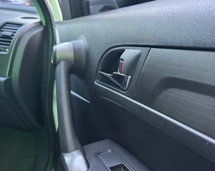 Белый Хонда СРВ, объемом двигателя 2 л и пробегом 211 тыс. км за 12000 $, фото 7 на Automoto.ua