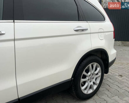 Белый Хонда СРВ, объемом двигателя 2.2 л и пробегом 159 тыс. км за 15550 $, фото 6 на Automoto.ua