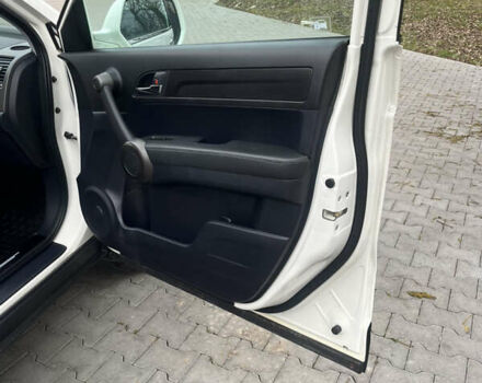 Белый Хонда СРВ, объемом двигателя 2.2 л и пробегом 159 тыс. км за 15550 $, фото 29 на Automoto.ua