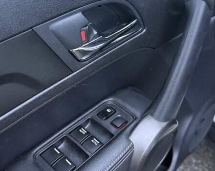 Белый Хонда СРВ, объемом двигателя 2.4 л и пробегом 290 тыс. км за 11500 $, фото 10 на Automoto.ua