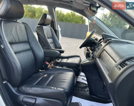Білий Хонда СРВ, об'ємом двигуна 2.2 л та пробігом 270 тис. км за 13800 $, фото 15 на Automoto.ua