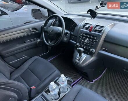 Белый Хонда СРВ, объемом двигателя 2 л и пробегом 211 тыс. км за 12000 $, фото 5 на Automoto.ua