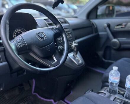 Белый Хонда СРВ, объемом двигателя 2 л и пробегом 211 тыс. км за 12000 $, фото 4 на Automoto.ua