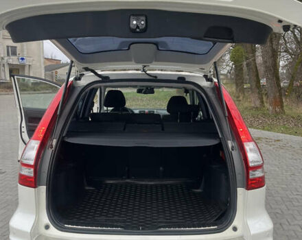 Белый Хонда СРВ, объемом двигателя 2.2 л и пробегом 159 тыс. км за 15550 $, фото 26 на Automoto.ua