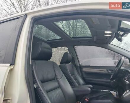 Белый Хонда СРВ, объемом двигателя 2 л и пробегом 204 тыс. км за 12300 $, фото 12 на Automoto.ua