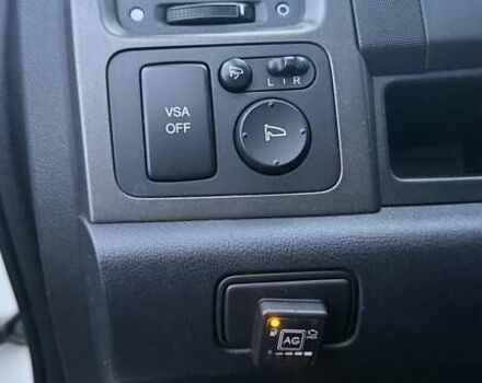 Белый Хонда СРВ, объемом двигателя 2.4 л и пробегом 290 тыс. км за 11500 $, фото 8 на Automoto.ua