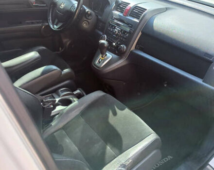 Белый Хонда СРВ, объемом двигателя 2.35 л и пробегом 190 тыс. км за 11800 $, фото 9 на Automoto.ua