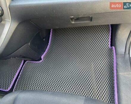 Белый Хонда СРВ, объемом двигателя 2 л и пробегом 211 тыс. км за 12000 $, фото 10 на Automoto.ua