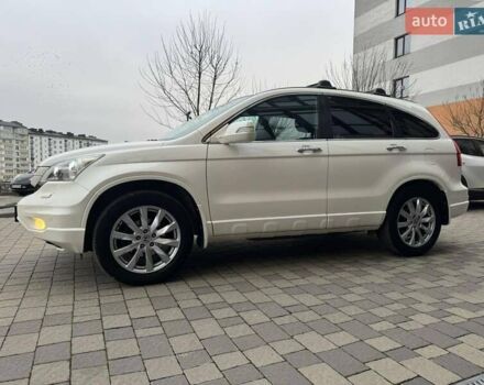 Белый Хонда СРВ, объемом двигателя 0 л и пробегом 185 тыс. км за 14800 $, фото 3 на Automoto.ua