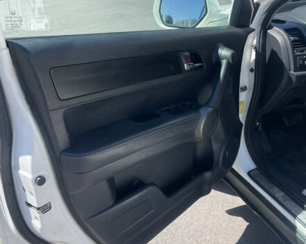 Білий Хонда СРВ, об'ємом двигуна 2.35 л та пробігом 108 тис. км за 13999 $, фото 8 на Automoto.ua