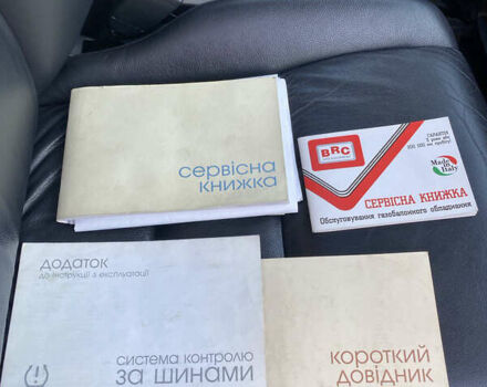 Білий Хонда СРВ, об'ємом двигуна 2.4 л та пробігом 111 тис. км за 15750 $, фото 2 на Automoto.ua