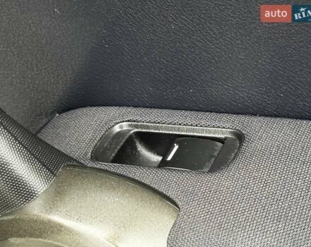 Белый Хонда СРВ, объемом двигателя 2.2 л и пробегом 170 тыс. км за 12500 $, фото 39 на Automoto.ua