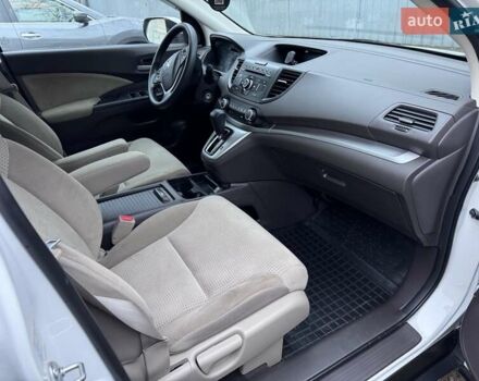 Білий Хонда СРВ, об'ємом двигуна 2.4 л та пробігом 168 тис. км за 11950 $, фото 19 на Automoto.ua