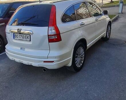 Белый Хонда СРВ, объемом двигателя 2.4 л и пробегом 290 тыс. км за 13200 $, фото 1 на Automoto.ua