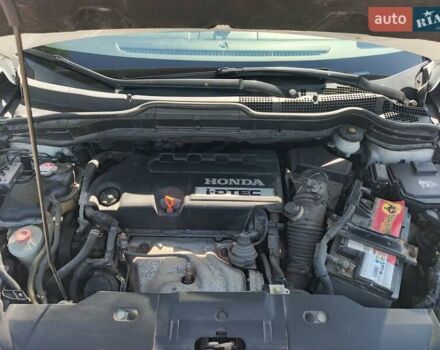 Білий Хонда СРВ, об'ємом двигуна 2.2 л та пробігом 241 тис. км за 13900 $, фото 5 на Automoto.ua