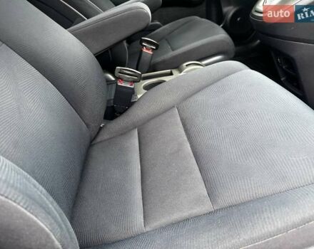 Белый Хонда СРВ, объемом двигателя 2.2 л и пробегом 170 тыс. км за 12500 $, фото 47 на Automoto.ua