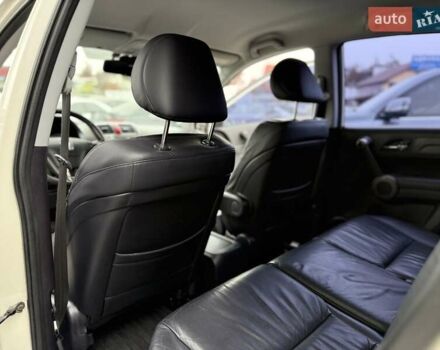 Белый Хонда СРВ, объемом двигателя 2 л и пробегом 214 тыс. км за 11999 $, фото 18 на Automoto.ua