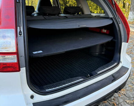 Белый Хонда СРВ, объемом двигателя 2.2 л и пробегом 330 тыс. км за 14300 $, фото 21 на Automoto.ua