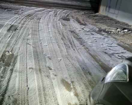 Белый Хонда СРВ, объемом двигателя 2.4 л и пробегом 290 тыс. км за 13200 $, фото 25 на Automoto.ua